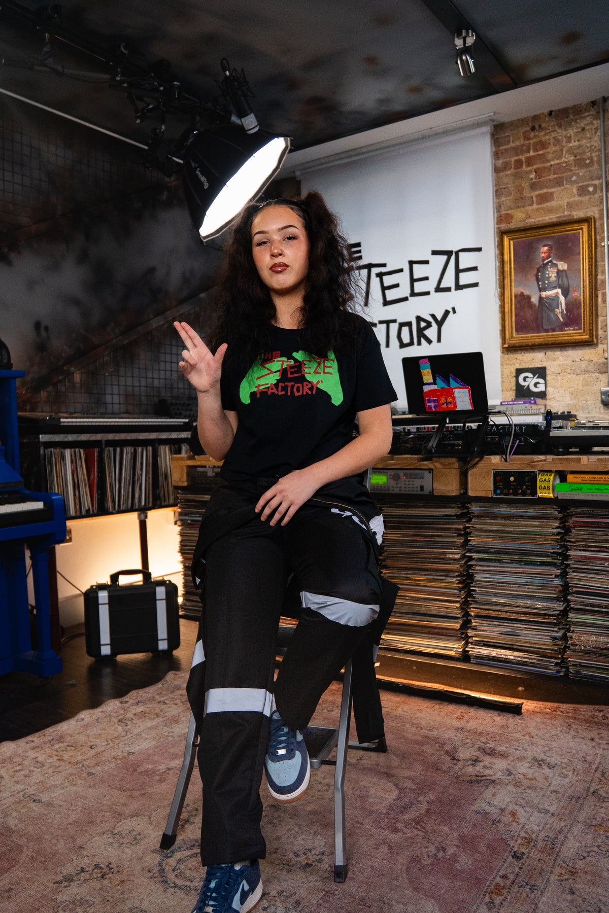 Steeze Factory - Female Cropped Top